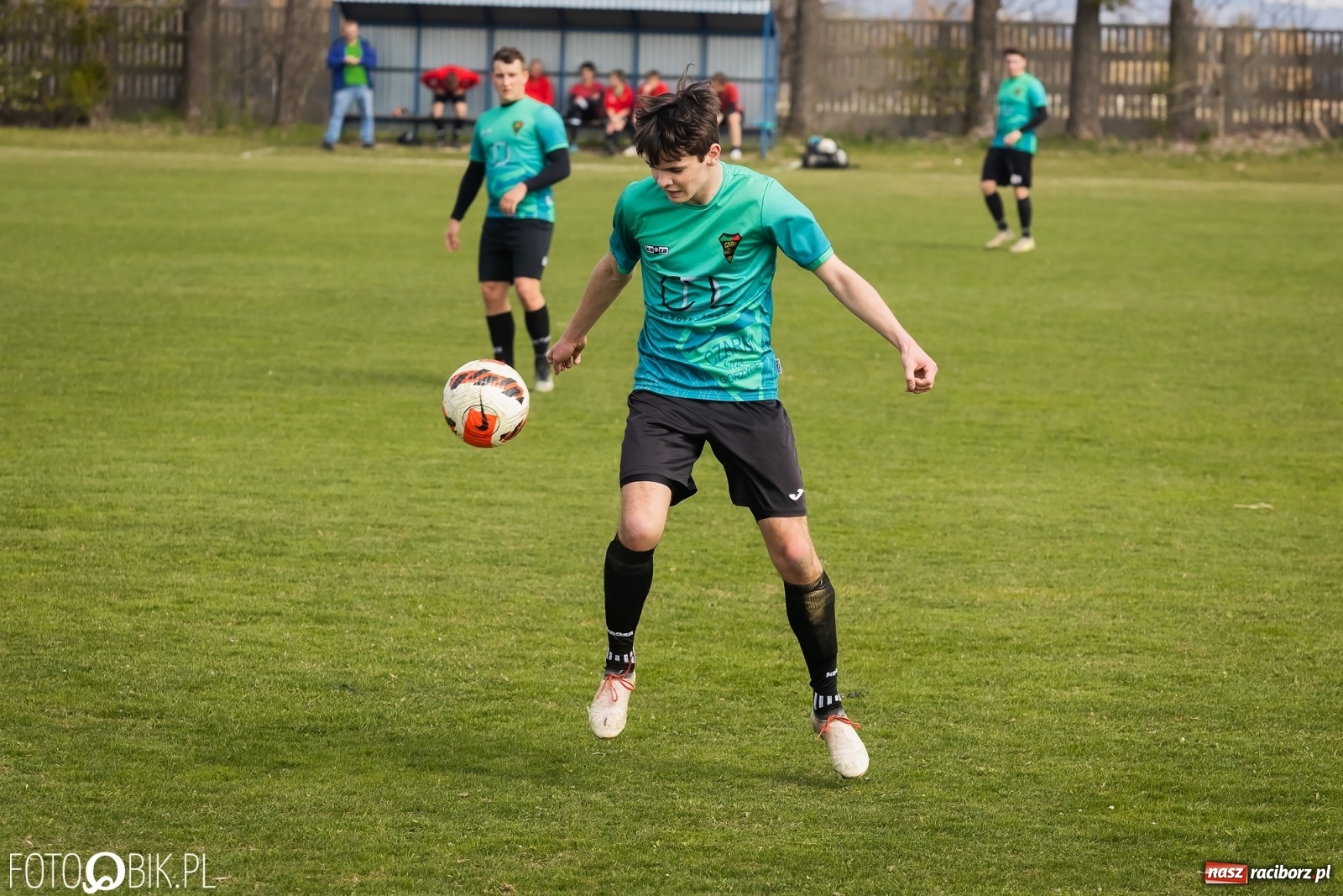 Zdjęcie w galerii na portalu naszraciborz.pl: Owsiszcze znów zwycięskie. Passa rezerw Gorzyc przerwana [FOTO] wiadomości z regionu