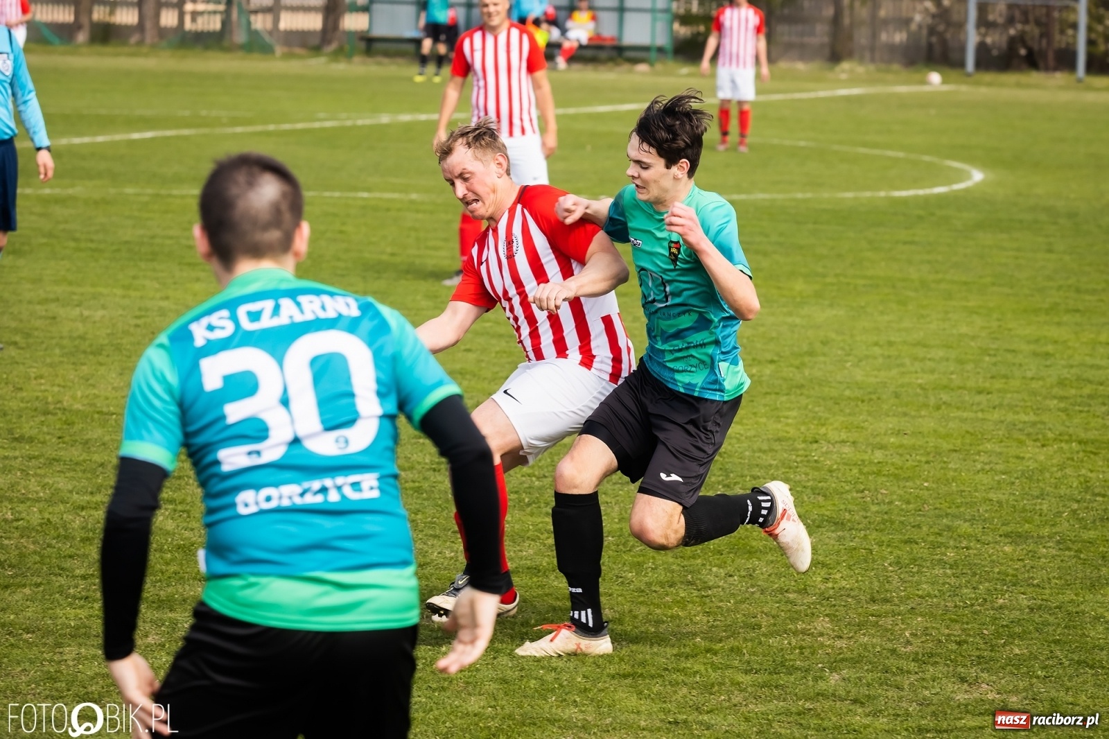 Zdjęcie w galerii na portalu naszraciborz.pl: Owsiszcze znów zwycięskie. Passa rezerw Gorzyc przerwana [FOTO] wiadomości z regionu