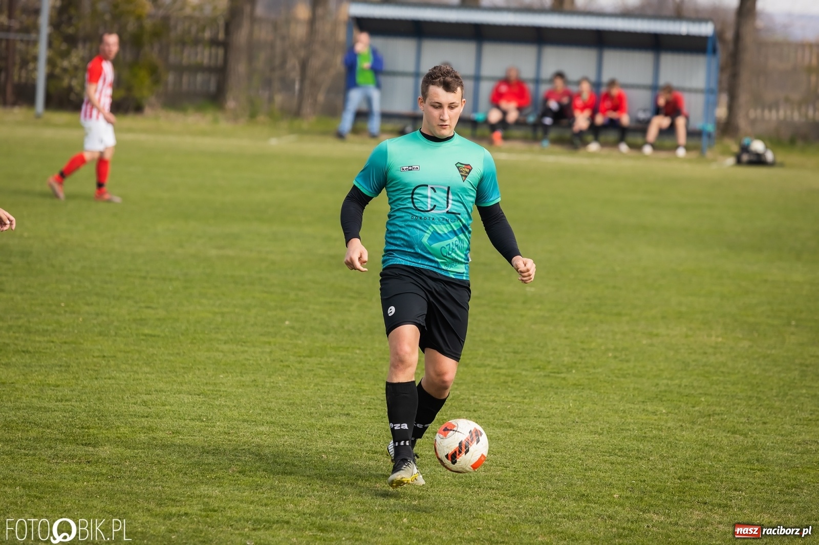 Zdjęcie w galerii na portalu naszraciborz.pl: Owsiszcze znów zwycięskie. Passa rezerw Gorzyc przerwana [FOTO] wiadomości z regionu