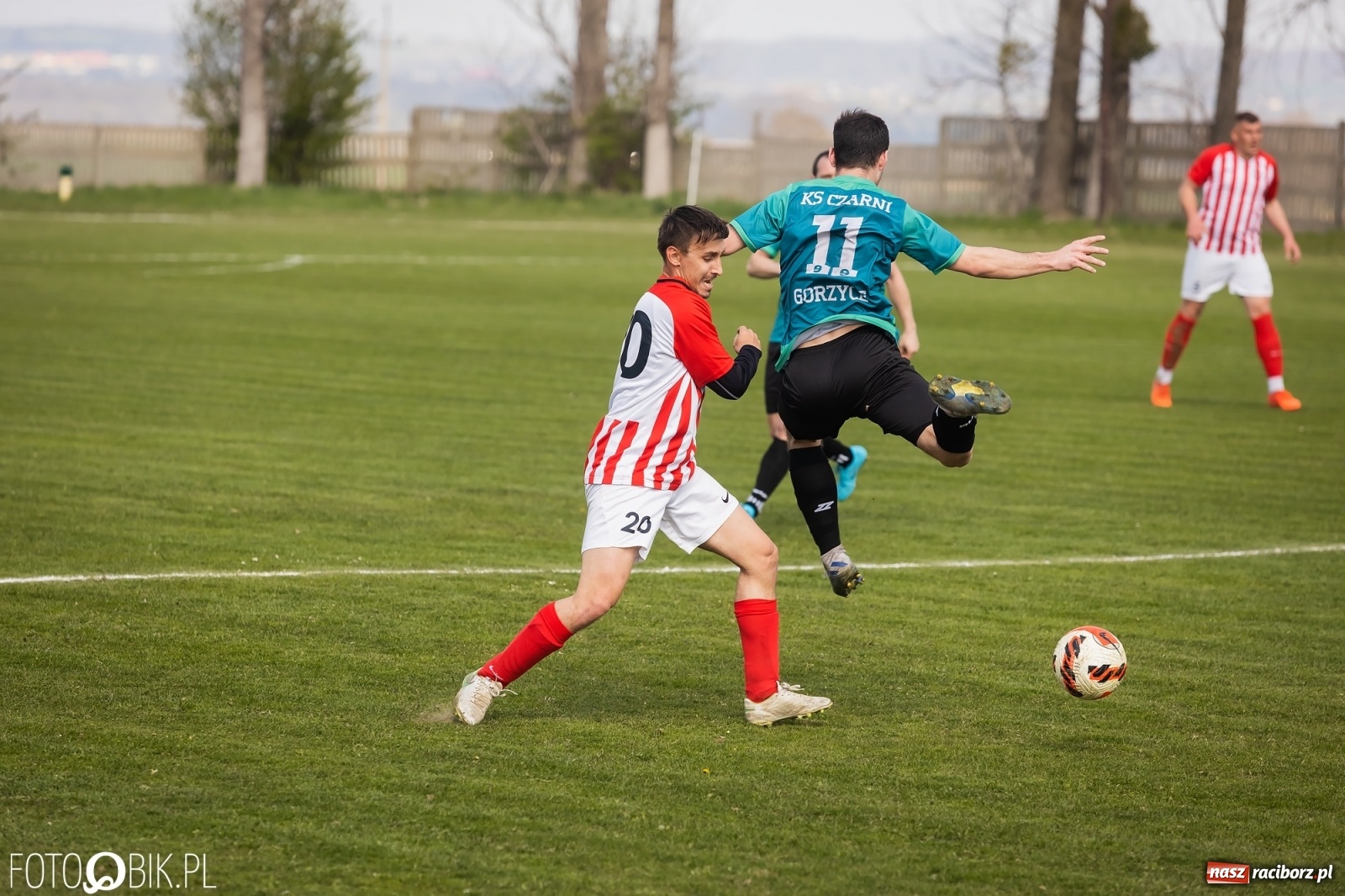 Zdjęcie w galerii na portalu naszraciborz.pl: Owsiszcze znów zwycięskie. Passa rezerw Gorzyc przerwana [FOTO] wiadomości z regionu