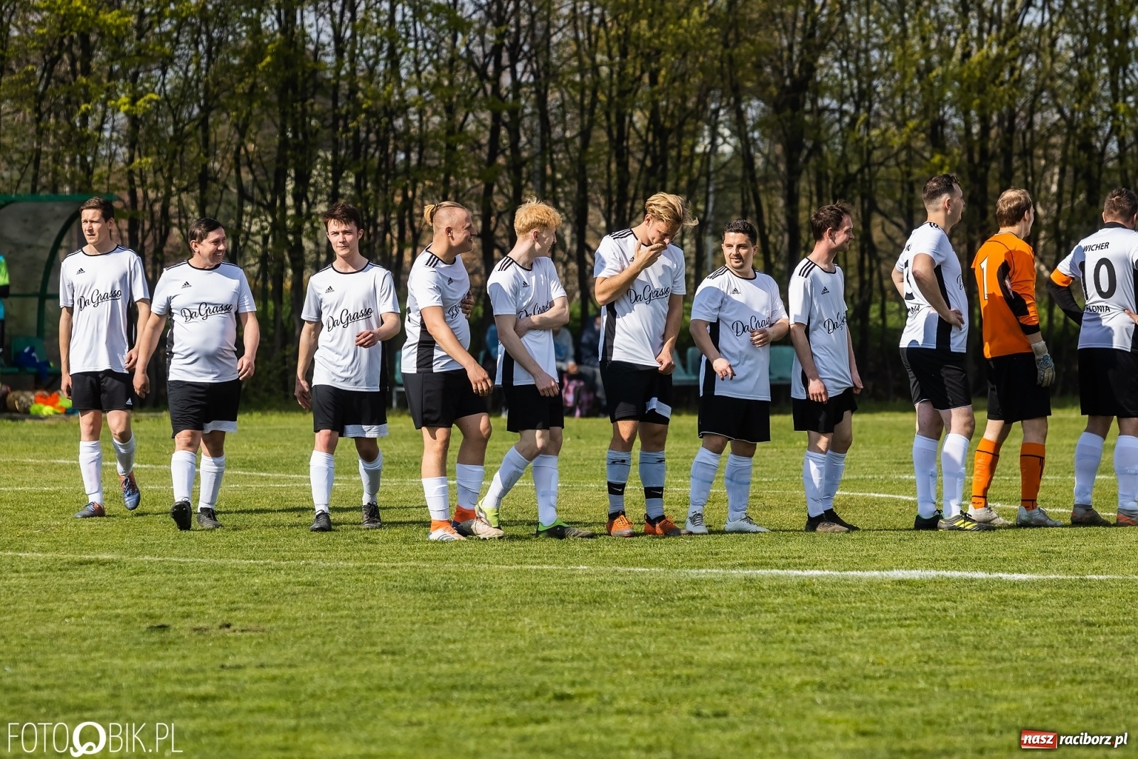 Zdjęcie w galerii na portalu naszraciborz.pl: C klasa. Wicher postraszył lidera z Wojnowic [FOTO] wiadomości z regionu