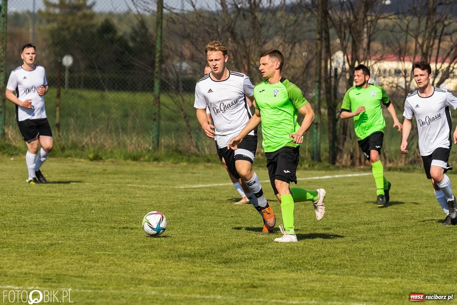 Zdjęcie w galerii na portalu naszraciborz.pl: C klasa. Wicher postraszył lidera z Wojnowic [FOTO] wiadomości z regionu