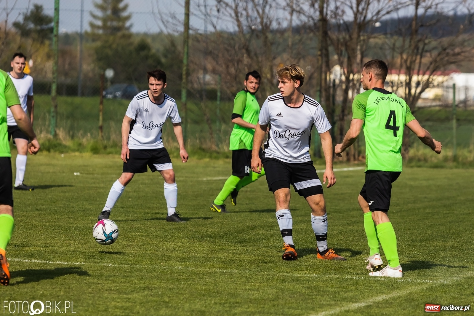 Zdjęcie w galerii na portalu naszraciborz.pl: C klasa. Wicher postraszył lidera z Wojnowic [FOTO] wiadomości z regionu