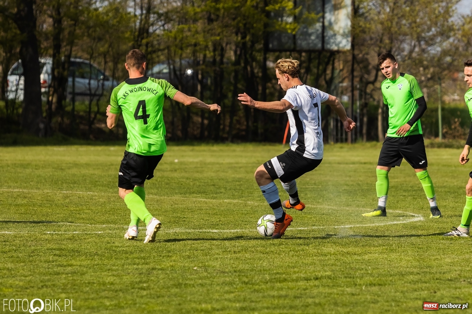 Zdjęcie w galerii na portalu naszraciborz.pl: C klasa. Wicher postraszył lidera z Wojnowic [FOTO] wiadomości z regionu
