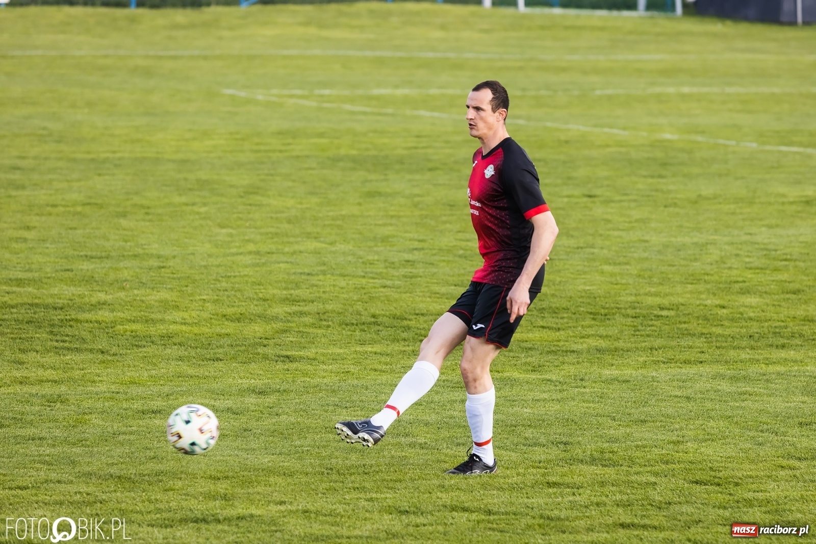Zdjęcie w galerii na portalu naszraciborz.pl: Osiem do zera, Pietraszyn żegna outsidera [FOTO] wiadomości z regionu