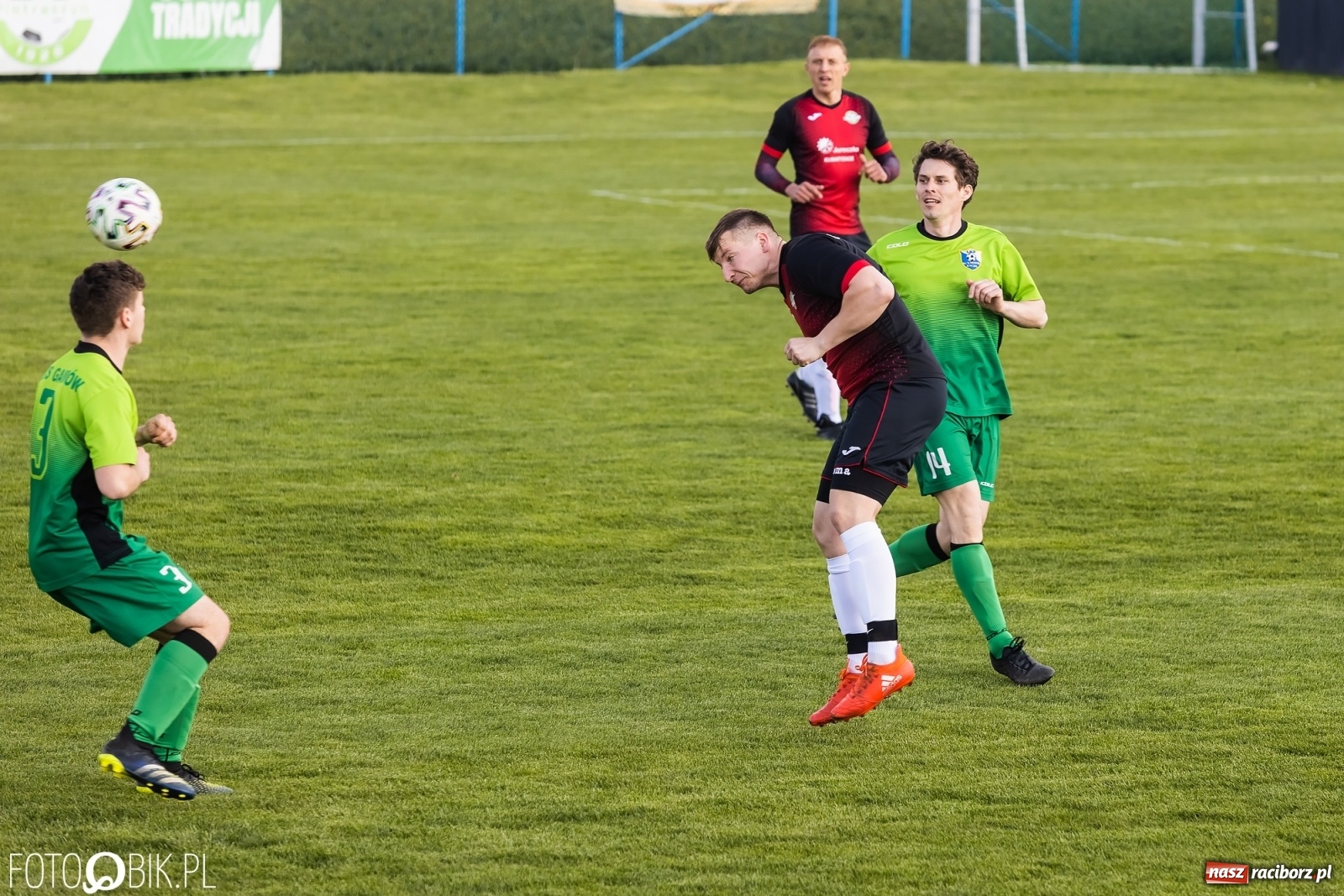 Zdjęcie w galerii na portalu naszraciborz.pl: Osiem do zera, Pietraszyn żegna outsidera [FOTO] wiadomości z regionu