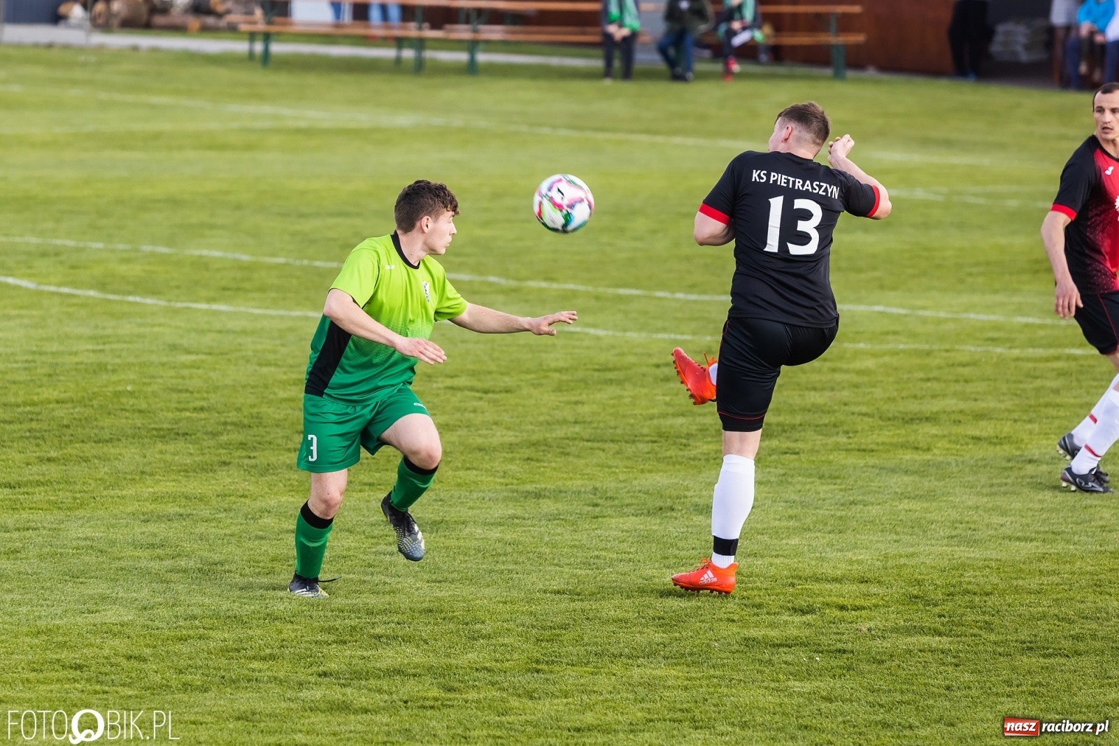 Zdjęcie w galerii na portalu naszraciborz.pl: Osiem do zera, Pietraszyn żegna outsidera [FOTO] wiadomości z regionu