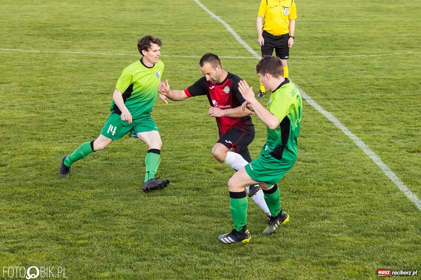 Zdjęcie w galerii na portalu naszraciborz.pl: Osiem do zera, Pietraszyn żegna outsidera [FOTO] wiadomości z regionu