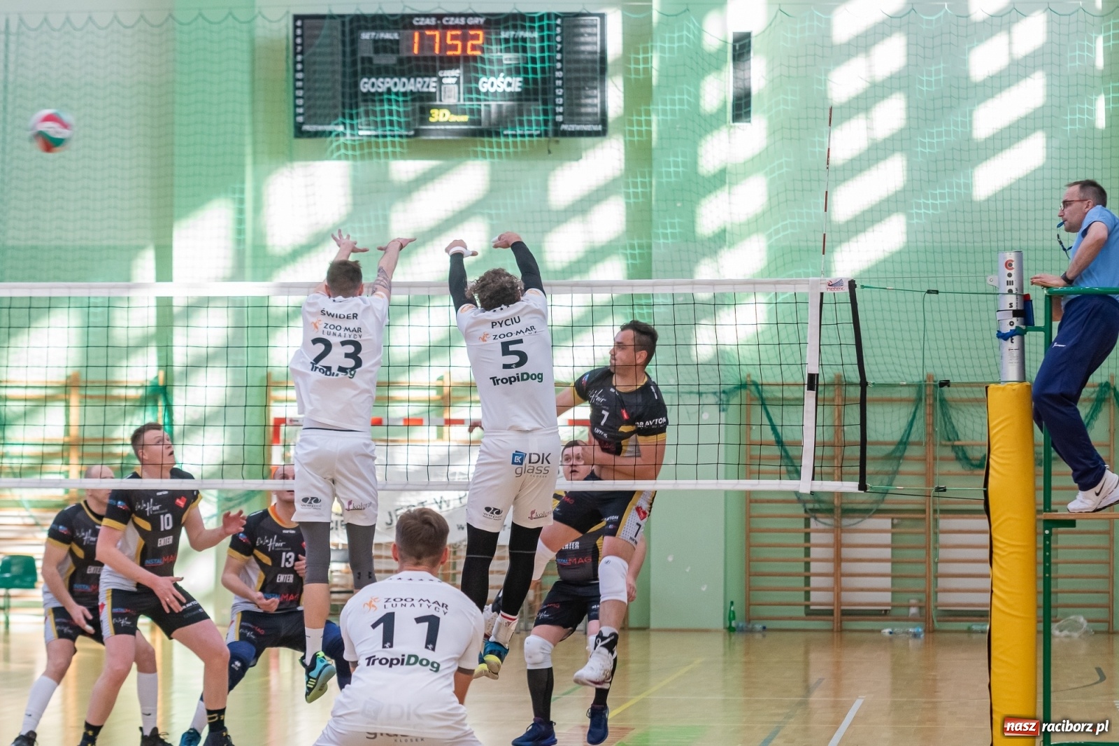 Zdjęcie w galerii na portalu naszraciborz.pl: Lunatycy zdetronizowani. XXV sezon RLPS za nami [FOTO i WIDEO] wiadomości z regionu