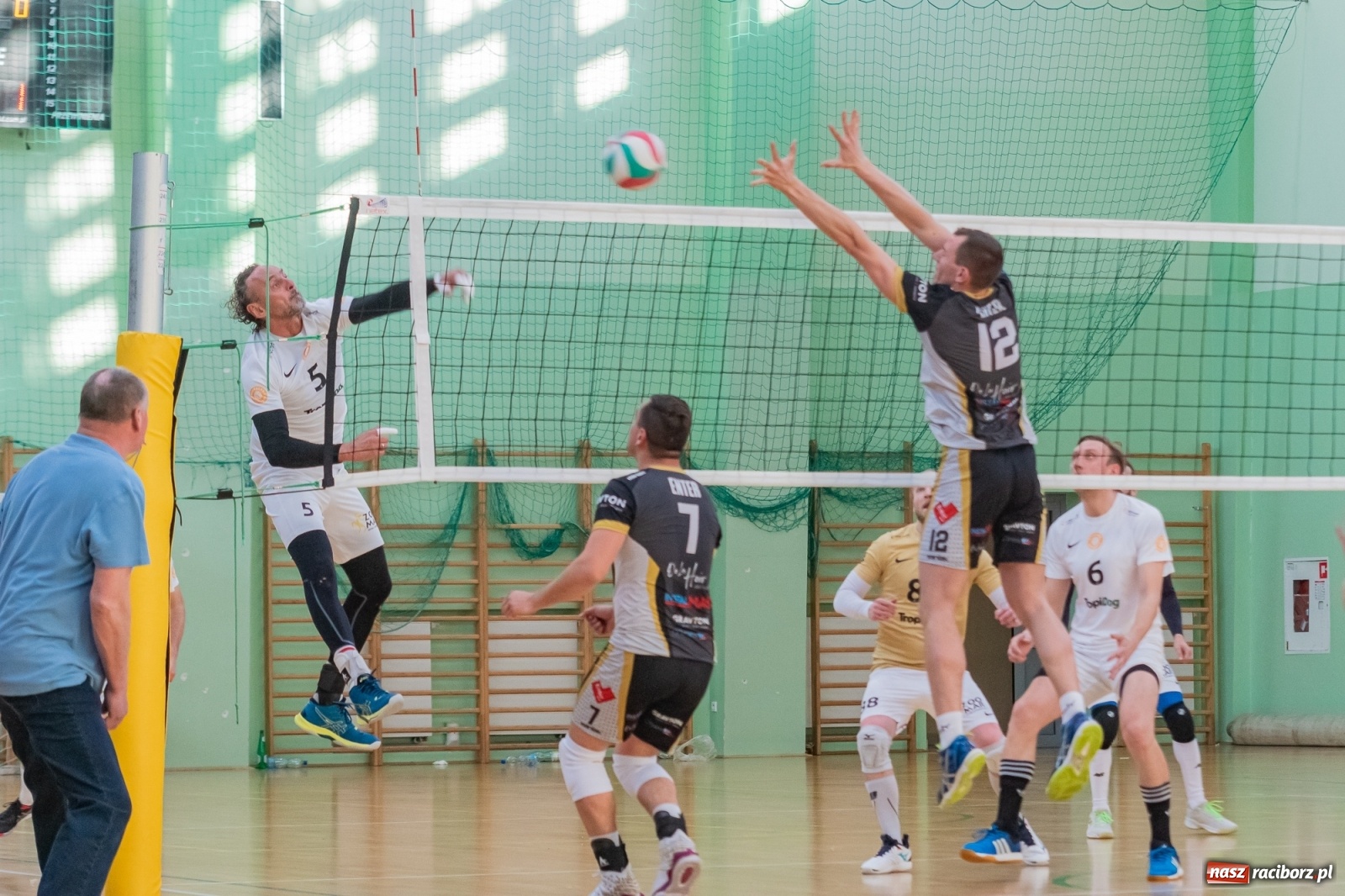 Zdjęcie w galerii na portalu naszraciborz.pl: Lunatycy zdetronizowani. XXV sezon RLPS za nami [FOTO i WIDEO] wiadomości z regionu