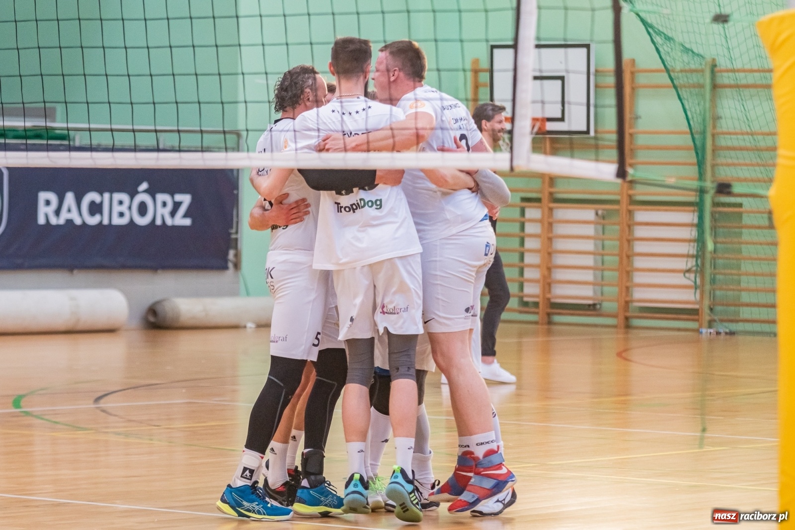 Zdjęcie w galerii na portalu naszraciborz.pl: Lunatycy zdetronizowani. XXV sezon RLPS za nami [FOTO i WIDEO] wiadomości z regionu