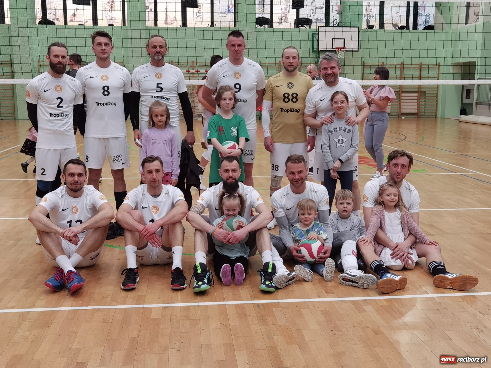 Zdjęcie w galerii na portalu naszraciborz.pl: Lunatycy zdetronizowani. XXV sezon RLPS za nami [FOTO i WIDEO] wiadomości z regionu