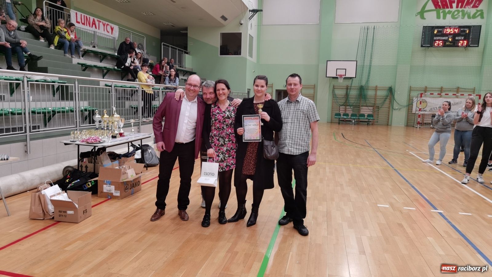 Zdjęcie w galerii na portalu naszraciborz.pl: Lunatycy zdetronizowani. XXV sezon RLPS za nami [FOTO i WIDEO] wiadomości z regionu