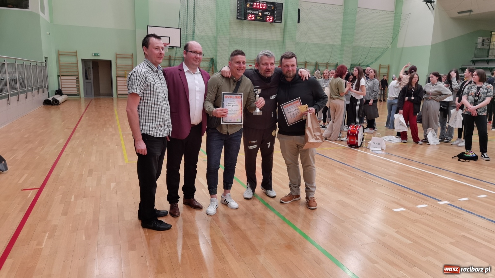 Zdjęcie w galerii na portalu naszraciborz.pl: Lunatycy zdetronizowani. XXV sezon RLPS za nami [FOTO i WIDEO] wiadomości z regionu