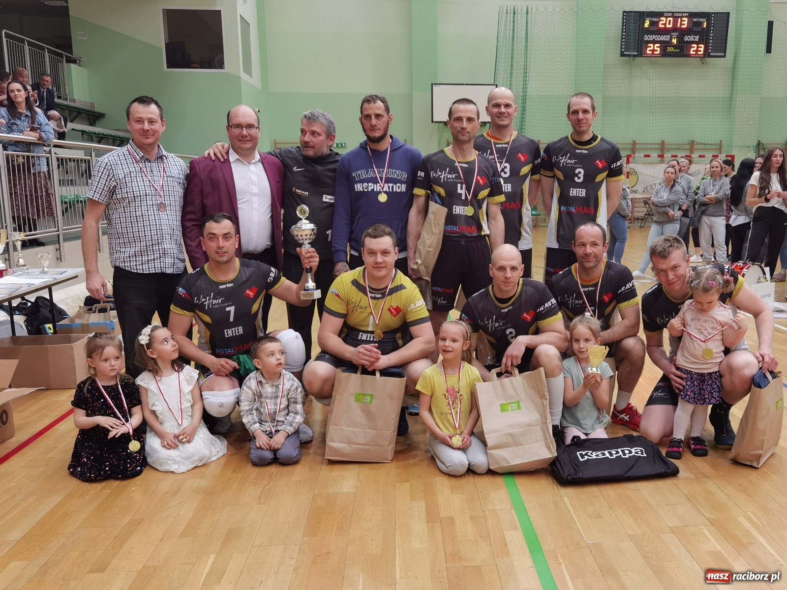 Zdjęcie w galerii na portalu naszraciborz.pl: Lunatycy zdetronizowani. XXV sezon RLPS za nami [FOTO i WIDEO] wiadomości z regionu