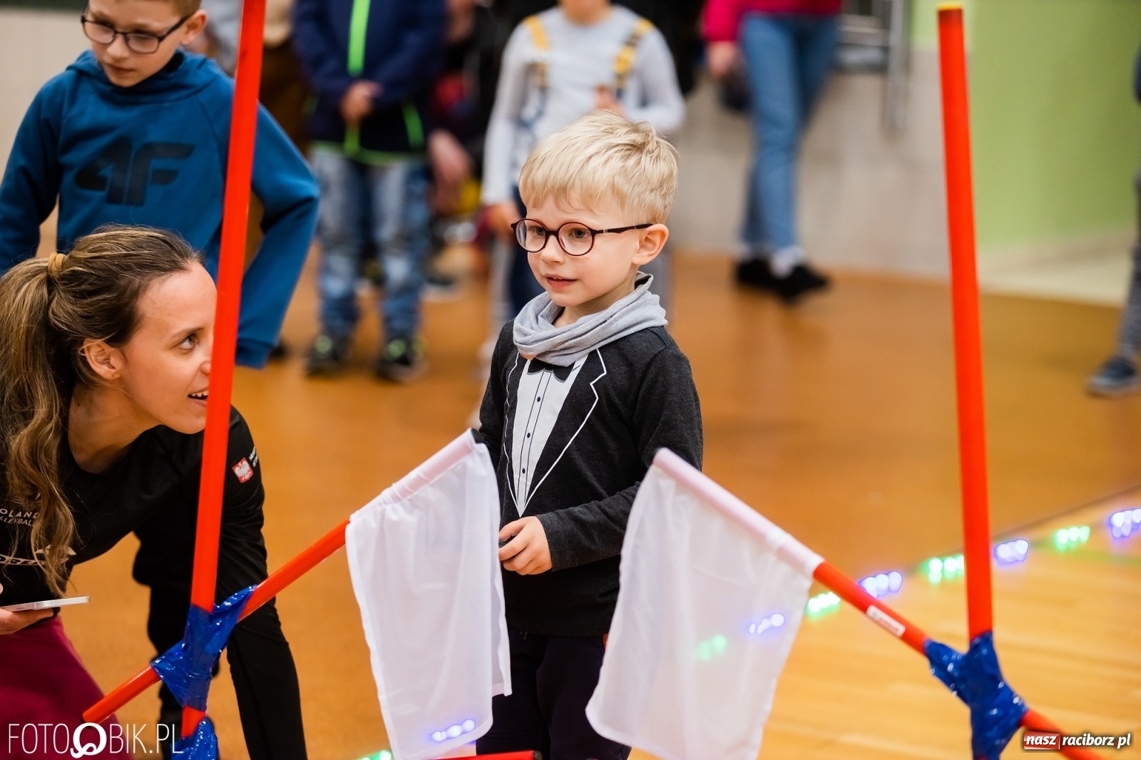 Zdjęcie w galerii na portalu naszraciborz.pl: Turniej aut zdalnie sterowanych w  Arenie Rafako wiadomości z regionu