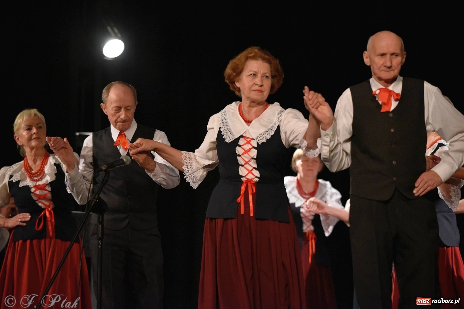 Zdjęcie w galerii na portalu naszraciborz.pl: Raciborskie obchody 100-lecia Związku Polaków w Niemczech [FOTO i WIDEO] wiadomości z regionu