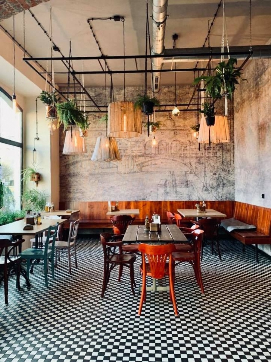 Zdjęcie w galerii na portalu naszraciborz.pl: Pizzeria Emilia Romagna poszerza działalność i poszukuje nowych pracowników wiadomości z regionu