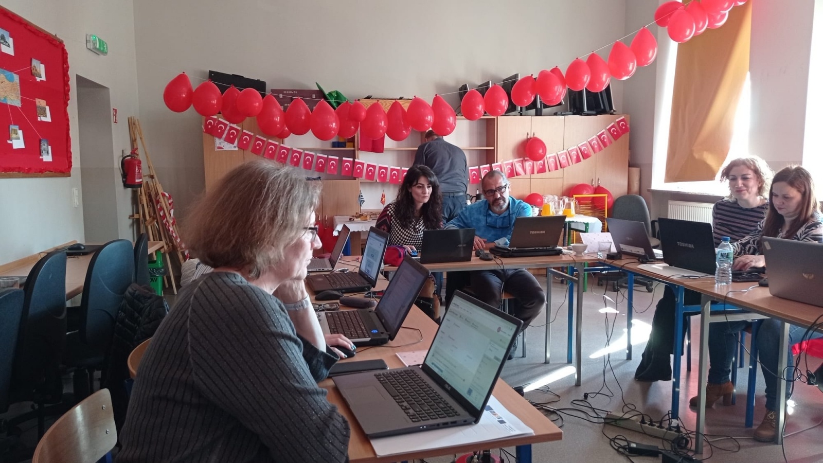 Zdjęcie w galerii na portalu naszraciborz.pl: My Digi Edu World. Spotkanie projektowe Erasmus+ w ZSP numer 4 wiadomości z regionu