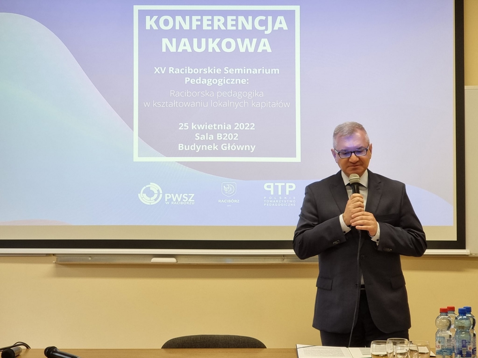 Zdjęcie w galerii na portalu naszraciborz.pl: Raciborska PWSZ gościła uczestników XV Seminarium Pedagogicznego wiadomości z regionu