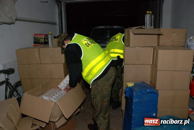 Zdjęcie w galerii na portalu naszraciborz.pl: Zlikwidowana przydomowa hurtownia nielegalnych wyrobów akcyzowych wiadomości z regionu