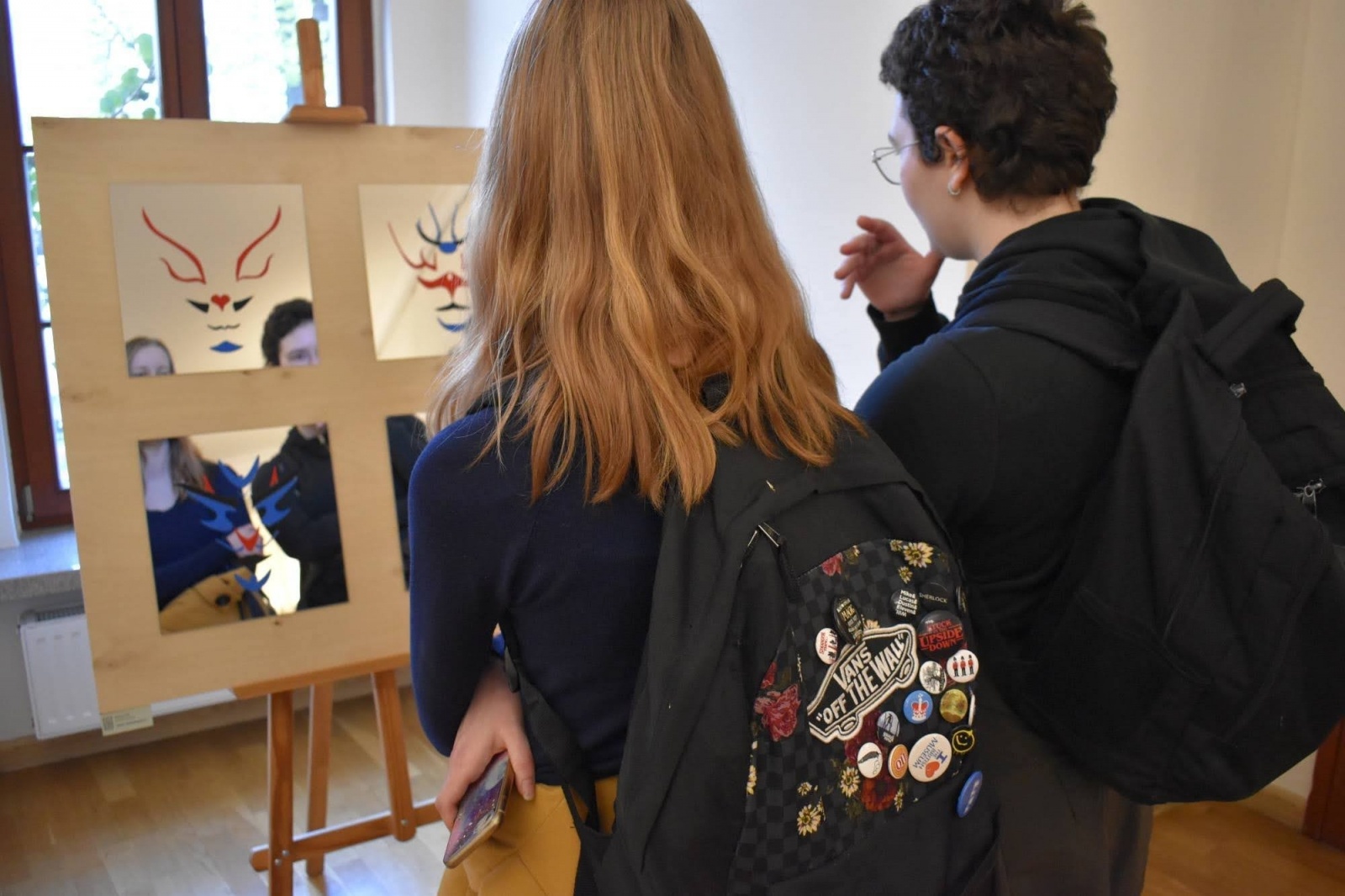 Zdjęcie w galerii na portalu naszraciborz.pl: DYPLOMY 2022 - wernisaż wystawy na Zamku Piastowskim wiadomości z regionu