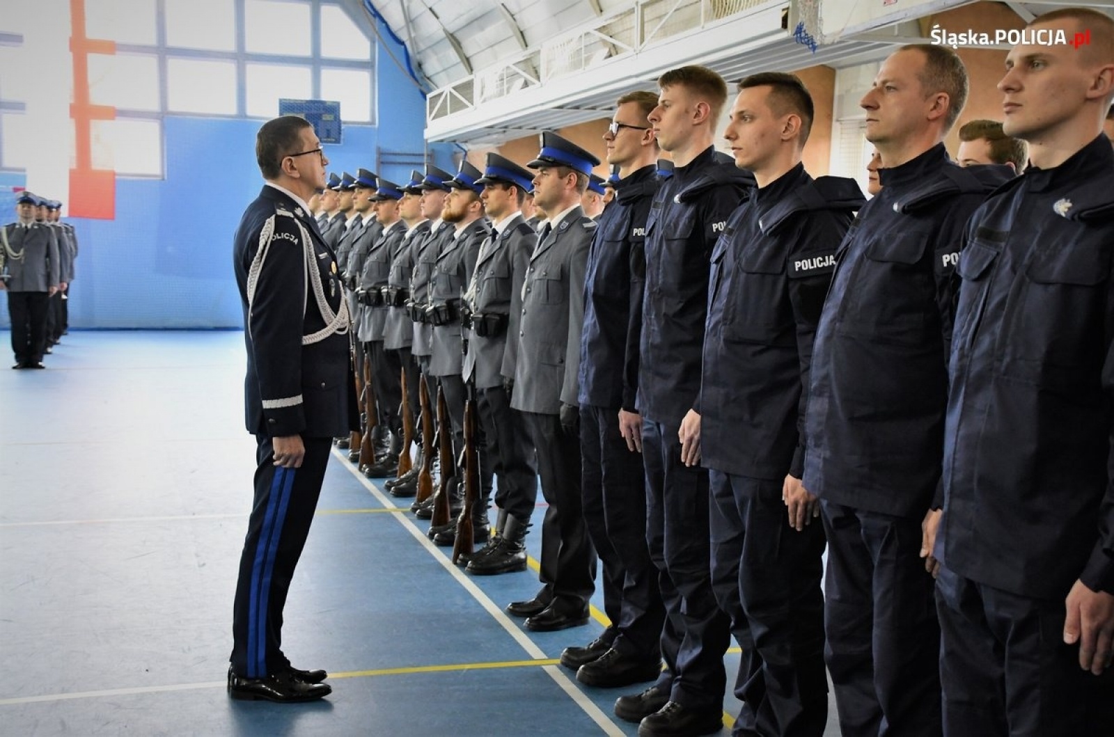 Zdjęcie w galerii na portalu naszraciborz.pl: Ślubowanie nowych policjantów śląskiego garnizonu wiadomości z regionu