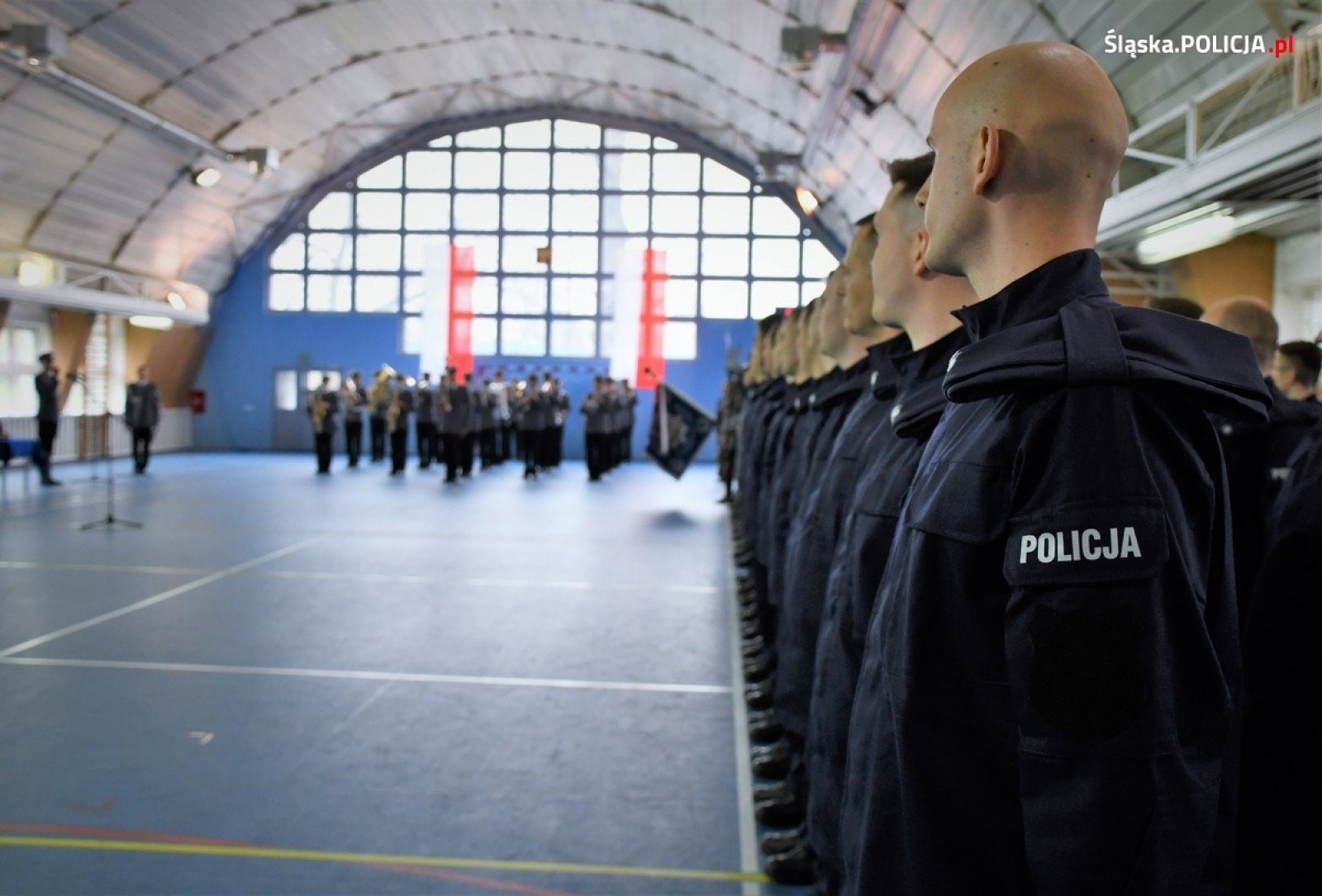 Zdjęcie w galerii na portalu naszraciborz.pl: Ślubowanie nowych policjantów śląskiego garnizonu wiadomości z regionu
