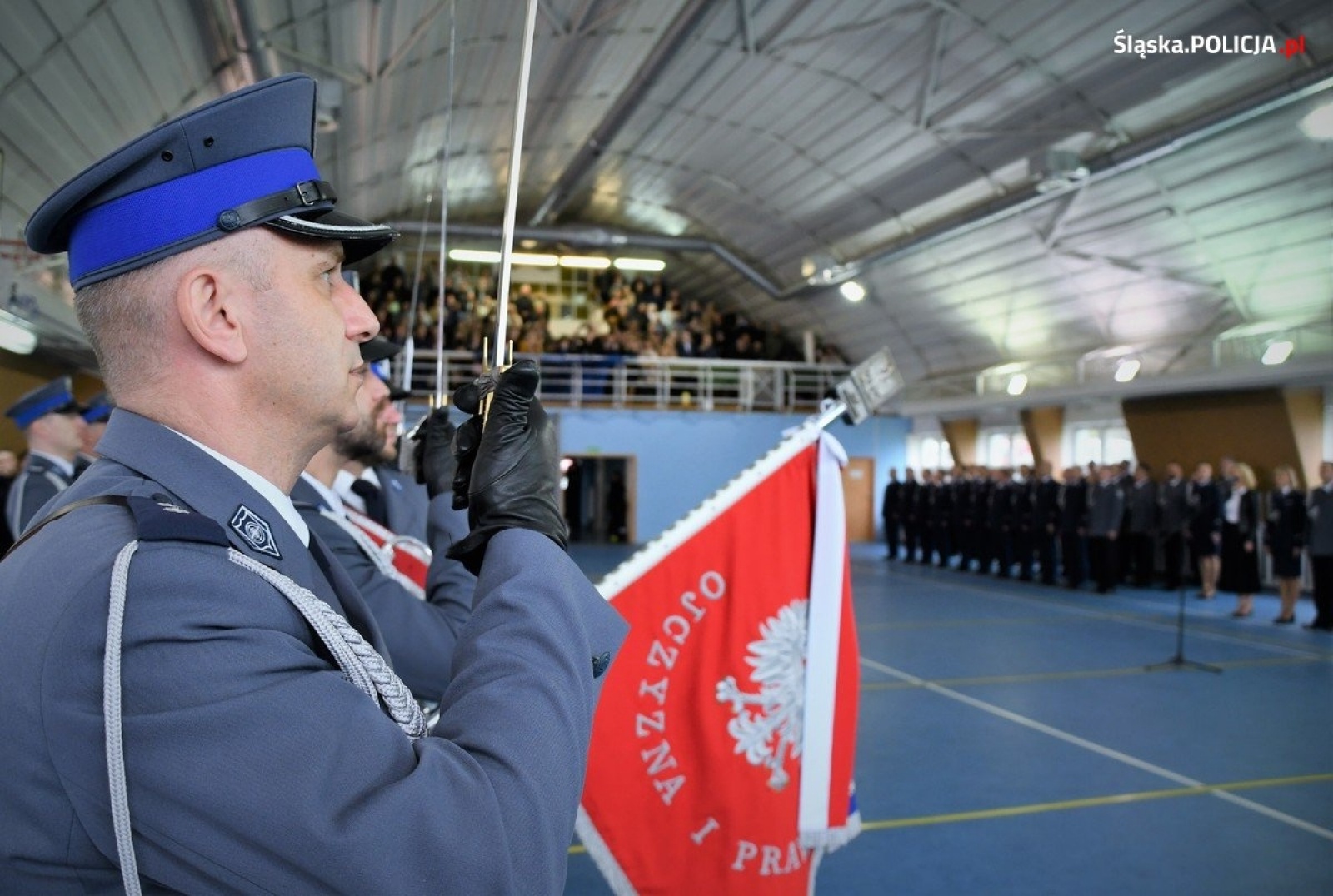 Zdjęcie w galerii na portalu naszraciborz.pl: Ślubowanie nowych policjantów śląskiego garnizonu wiadomości z regionu