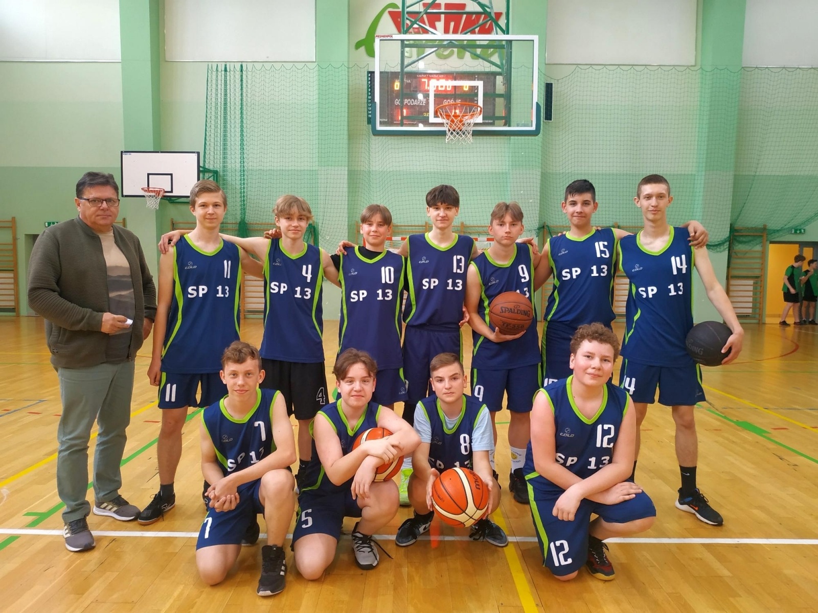 Zdjęcie w galerii na portalu naszraciborz.pl: Chłopcy z Trzynastki najlepszymi koszykarzami w rejonie wiadomości z regionu