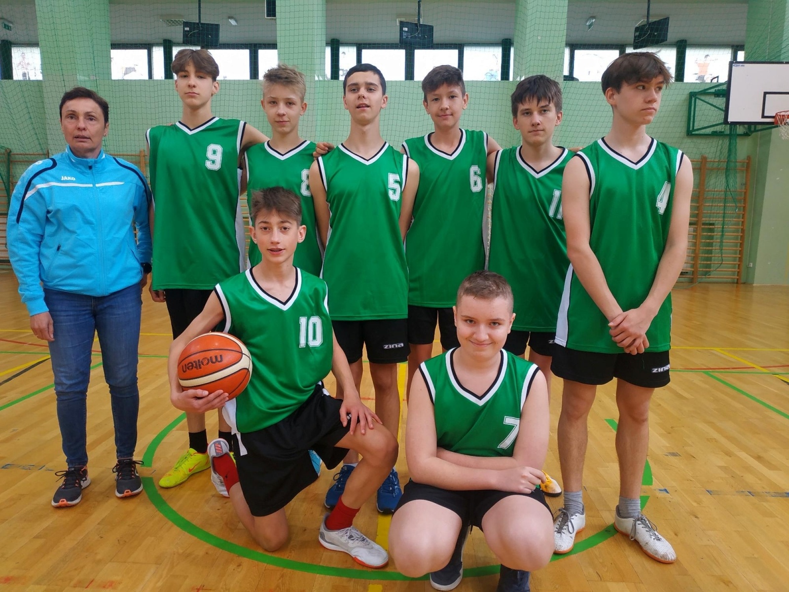 Zdjęcie w galerii na portalu naszraciborz.pl: Chłopcy z Trzynastki najlepszymi koszykarzami w rejonie wiadomości z regionu