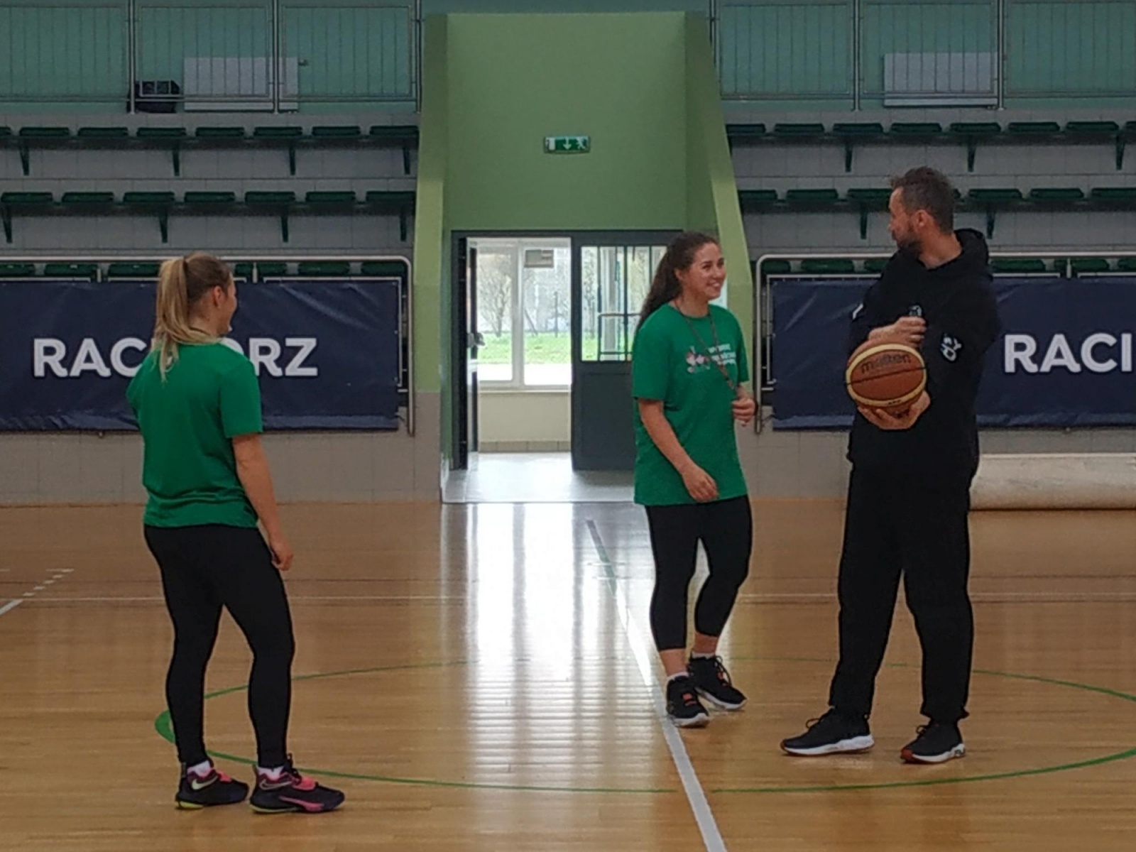 Zdjęcie w galerii na portalu naszraciborz.pl: Chłopcy z Trzynastki najlepszymi koszykarzami w rejonie wiadomości z regionu