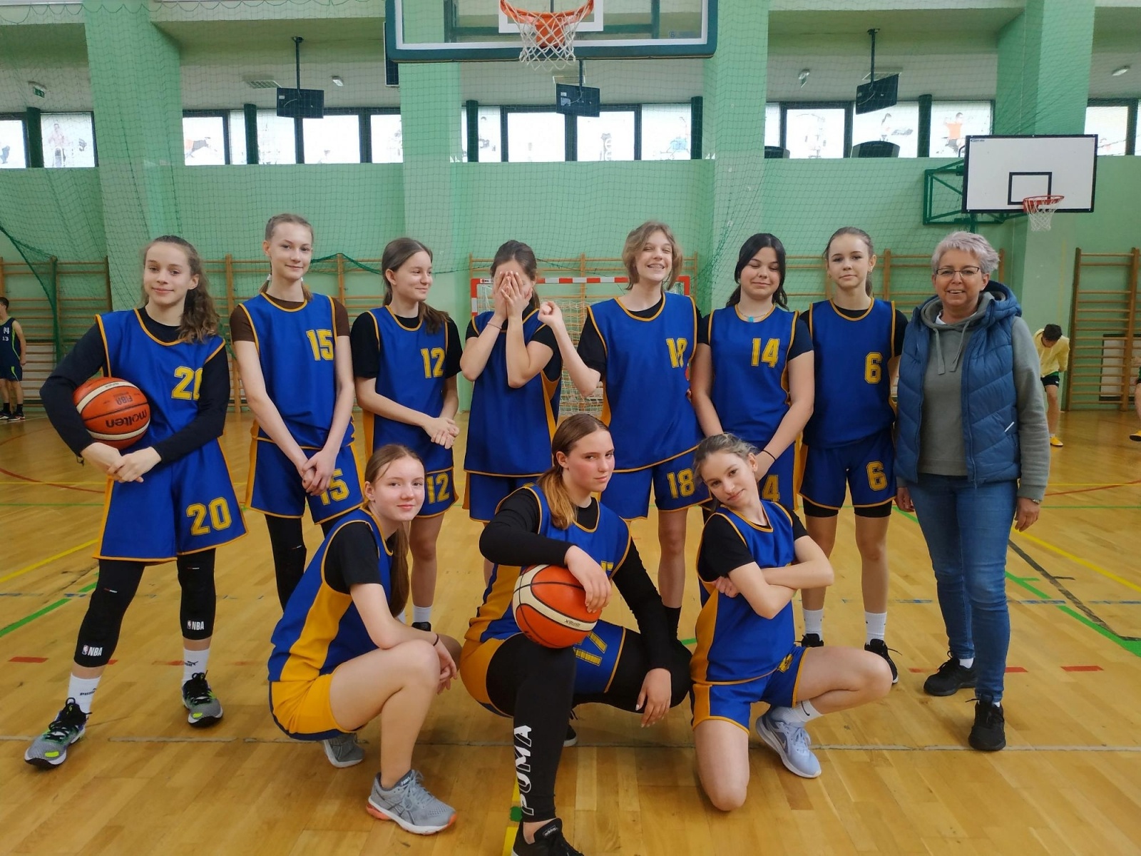 Zdjęcie w galerii na portalu naszraciborz.pl: Chłopcy z Trzynastki najlepszymi koszykarzami w rejonie wiadomości z regionu