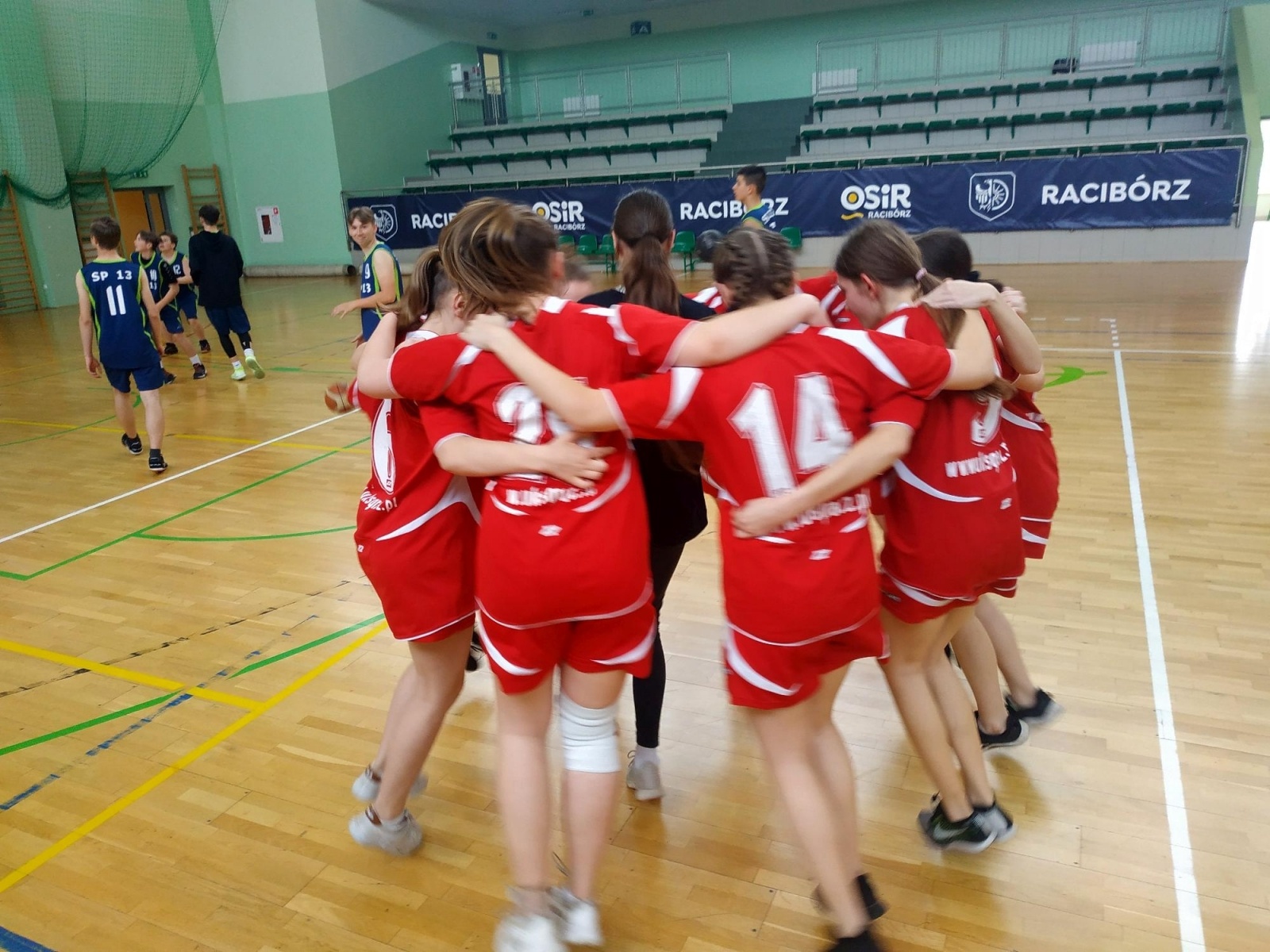Zdjęcie w galerii na portalu naszraciborz.pl: Chłopcy z Trzynastki najlepszymi koszykarzami w rejonie wiadomości z regionu