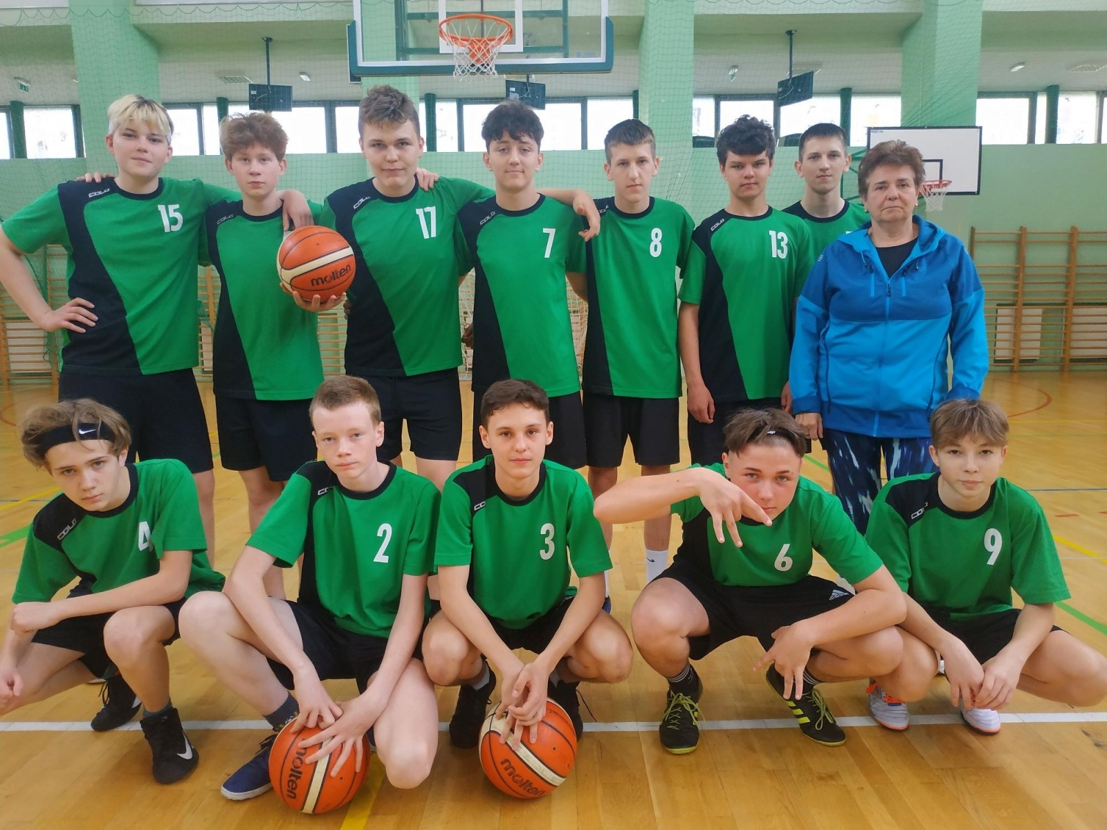 Zdjęcie w galerii na portalu naszraciborz.pl: Chłopcy z Trzynastki najlepszymi koszykarzami w rejonie wiadomości z regionu