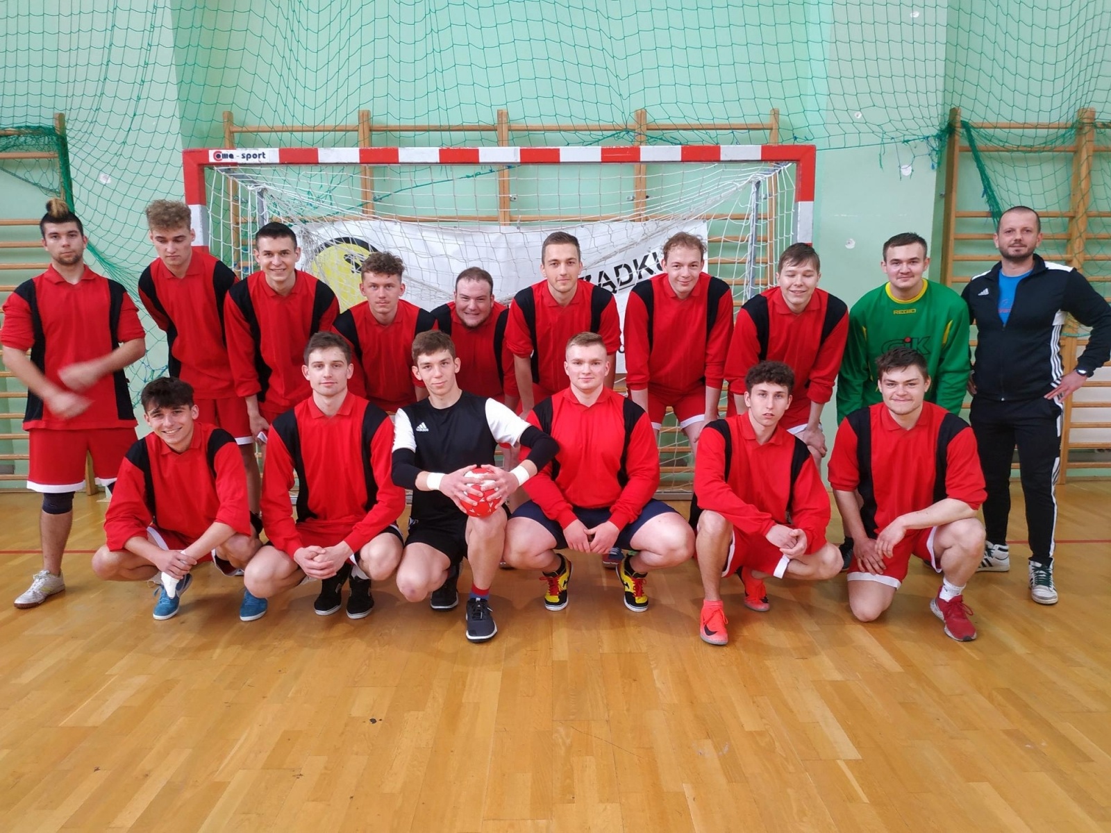 Zdjęcie w galerii na portalu naszraciborz.pl: Mechanik w finale wojewódzkim szczypiorniaka wiadomości z regionu