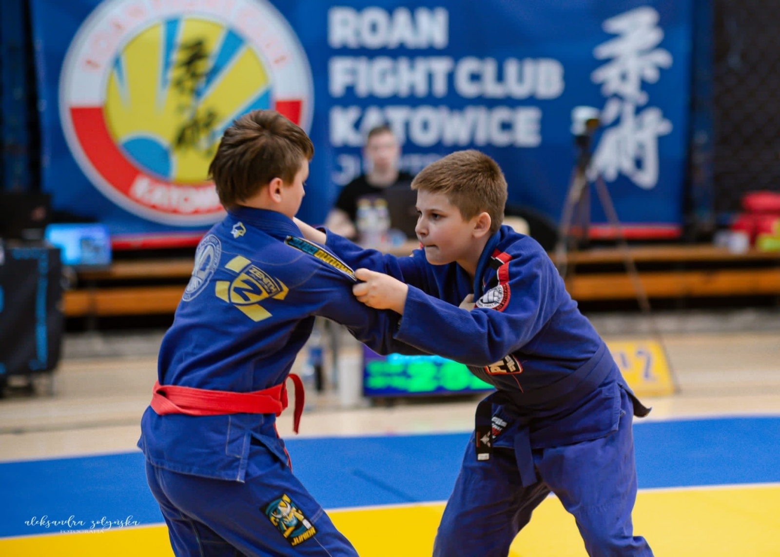 Zdjęcie w galerii na portalu naszraciborz.pl: Łamatorzy na podium w katowickim Spodku wiadomości z regionu