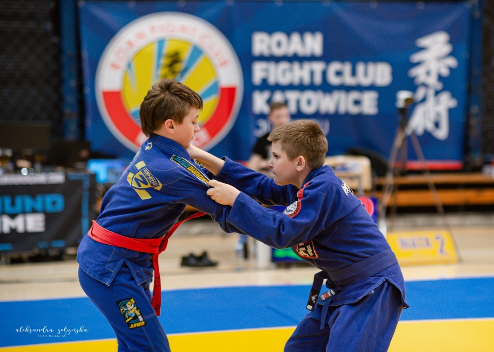 Zdjęcie w galerii na portalu naszraciborz.pl: Łamatorzy na podium w katowickim Spodku wiadomości z regionu