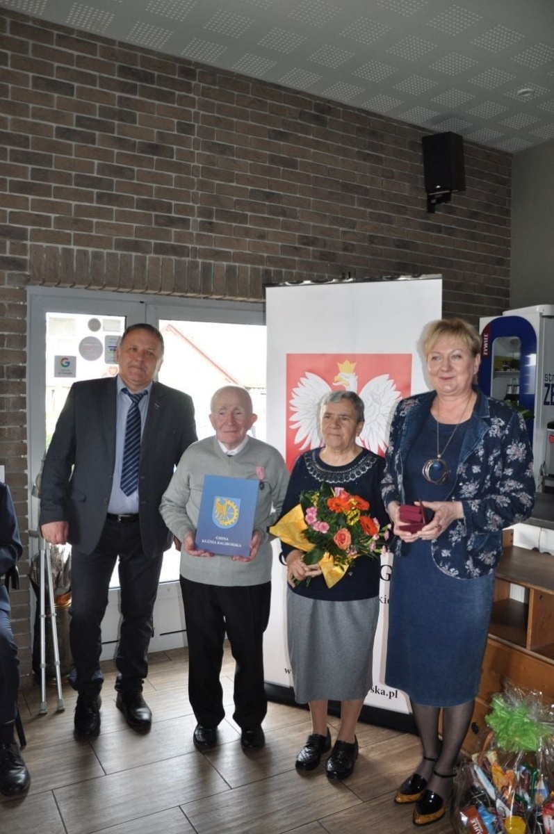 Zdjęcie w galerii na portalu naszraciborz.pl: Złote gody w Kuźni Raciborskiej wiadomości z regionu