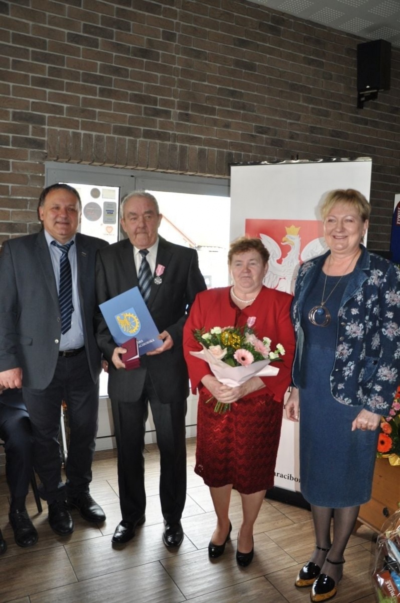 Zdjęcie w galerii na portalu naszraciborz.pl: Złote gody w Kuźni Raciborskiej wiadomości z regionu