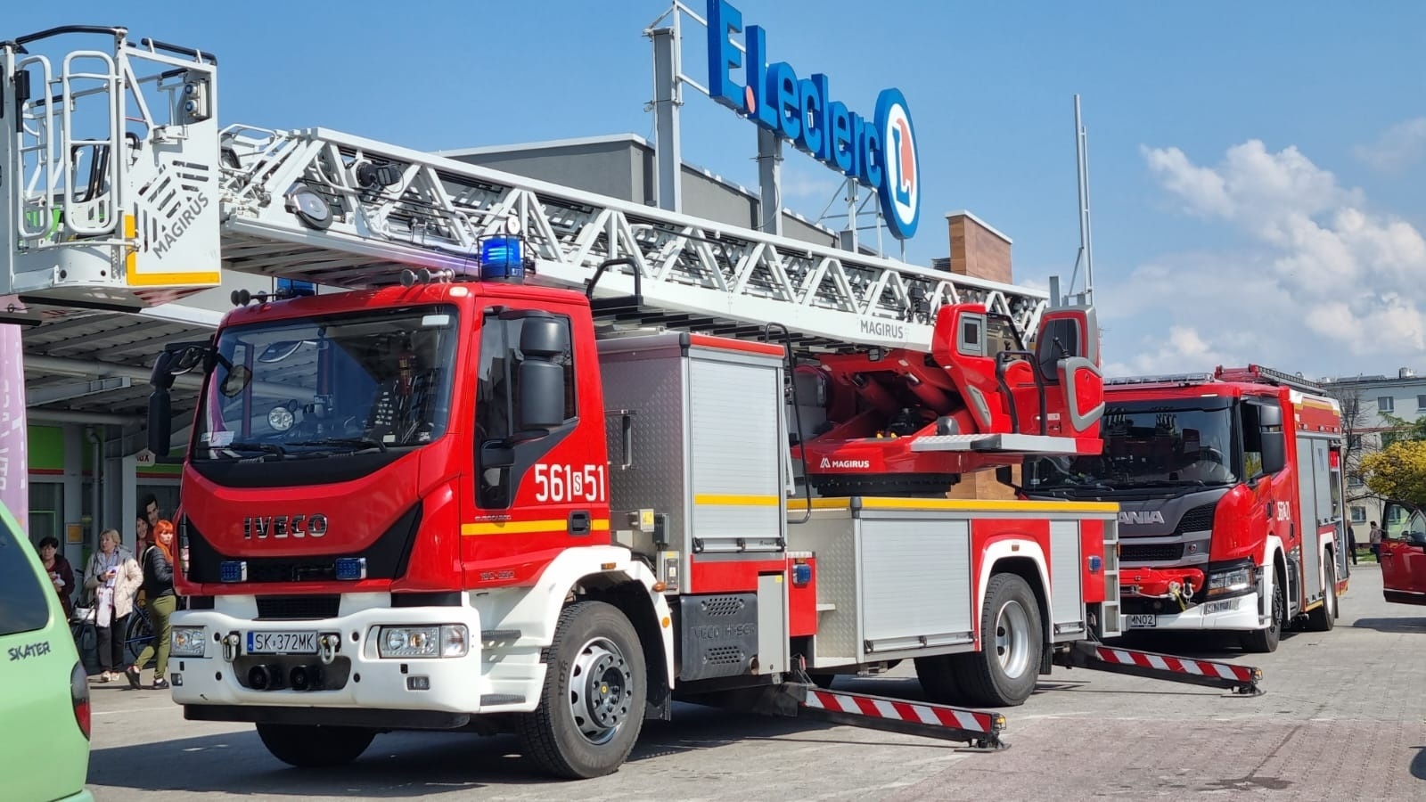 Zdjęcie w galerii na portalu naszraciborz.pl: Dym nad Deichmannem. Akcja straży pożarnej na Opawskiej [FOTO] wiadomości z regionu