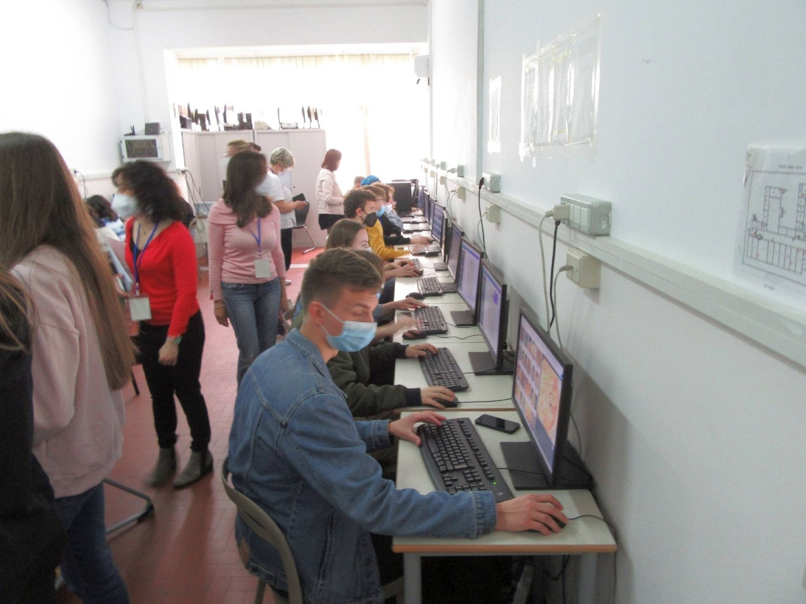 Zdjęcie w galerii na portalu naszraciborz.pl: Uczniowie ZSO nr 1 wrócili z włoskiej wyspy Lipari wiadomości z regionu