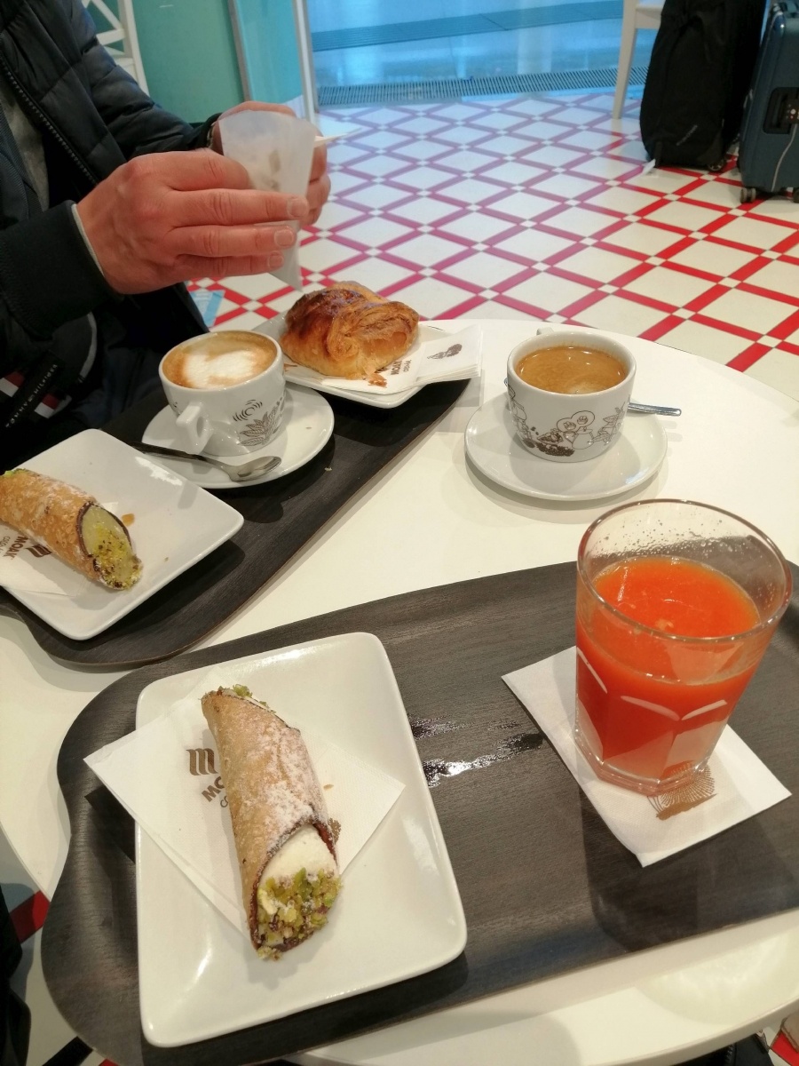 Zdjęcie w galerii na portalu naszraciborz.pl: Uczniowie ZSO nr 1 wrócili z włoskiej wyspy Lipari wiadomości z regionu