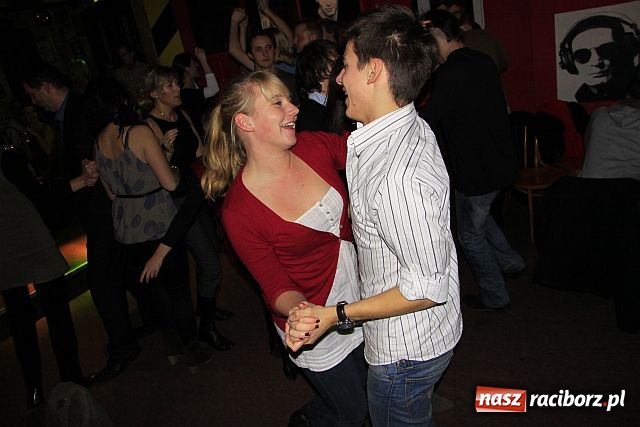 Zdjęcie w galerii na portalu naszraciborz.pl: Bal kandydata - wspomnienie wiadomości z regionu