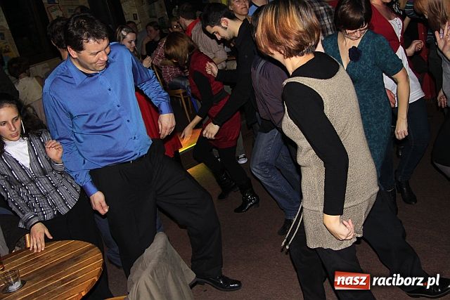 Zdjęcie w galerii na portalu naszraciborz.pl: Bal kandydata - wspomnienie wiadomości z regionu