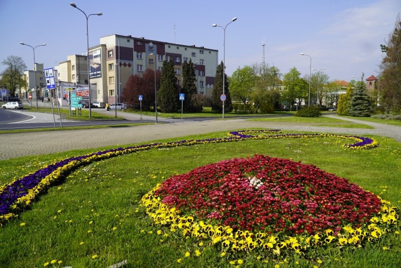 Zdjęcie w galerii na portalu naszraciborz.pl: W Raciborzu ruszyły wiosenne porządki. Gdzie waszym zdaniem powinny pojawić się służby? wiadomości z regionu