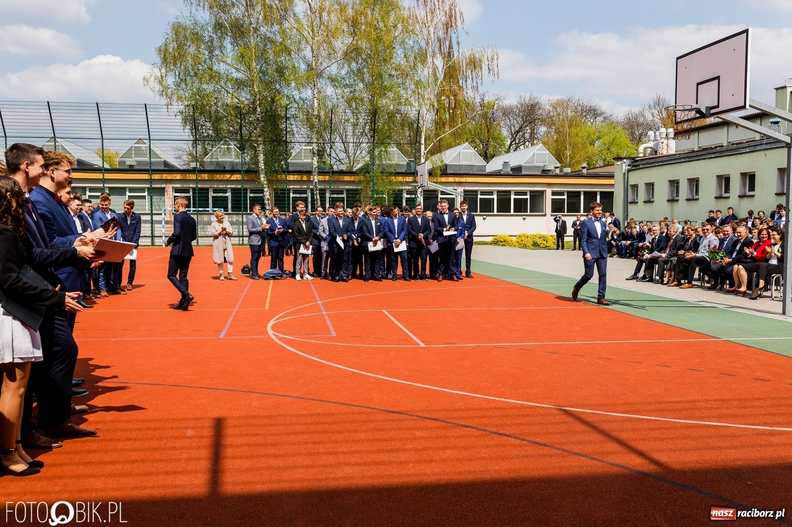 Zdjęcie w galerii na portalu naszraciborz.pl: Politechnika nad Odrą pożegnała swoich absolwentów [FOTO] wiadomości z regionu