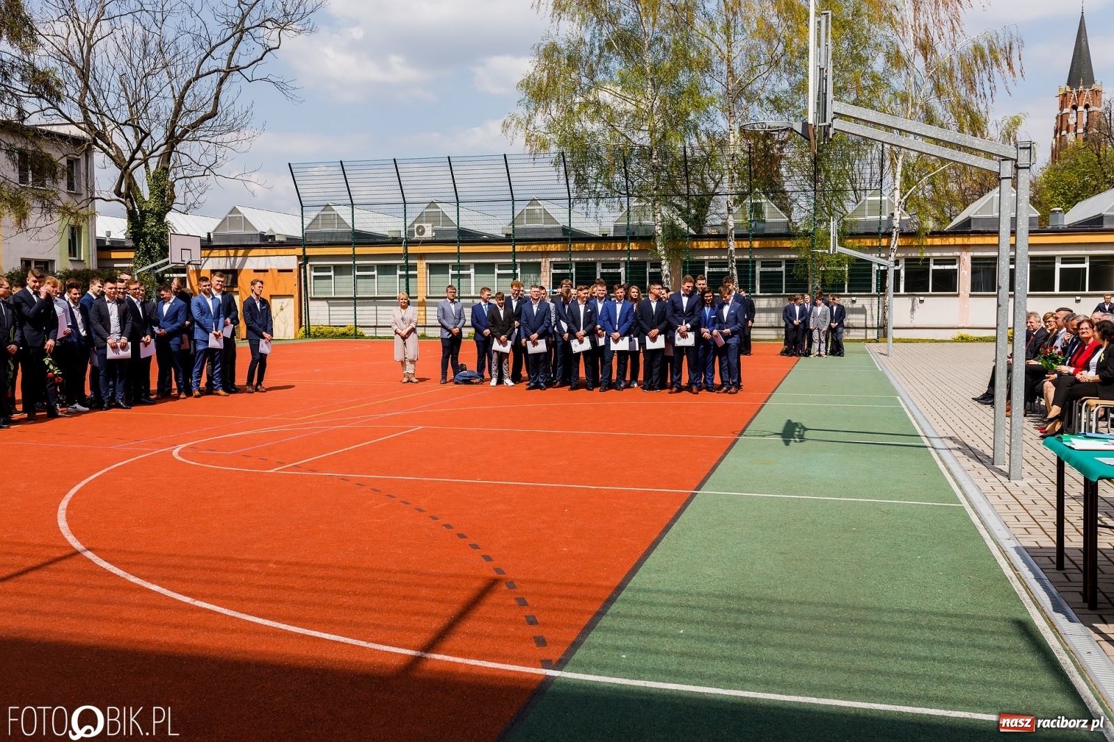 Zdjęcie w galerii na portalu naszraciborz.pl: Politechnika nad Odrą pożegnała swoich absolwentów [FOTO] wiadomości z regionu