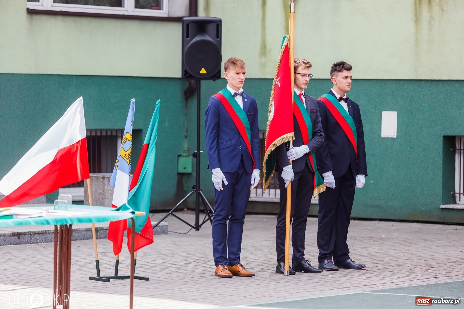 Zdjęcie w galerii na portalu naszraciborz.pl: Politechnika nad Odrą pożegnała swoich absolwentów [FOTO] wiadomości z regionu