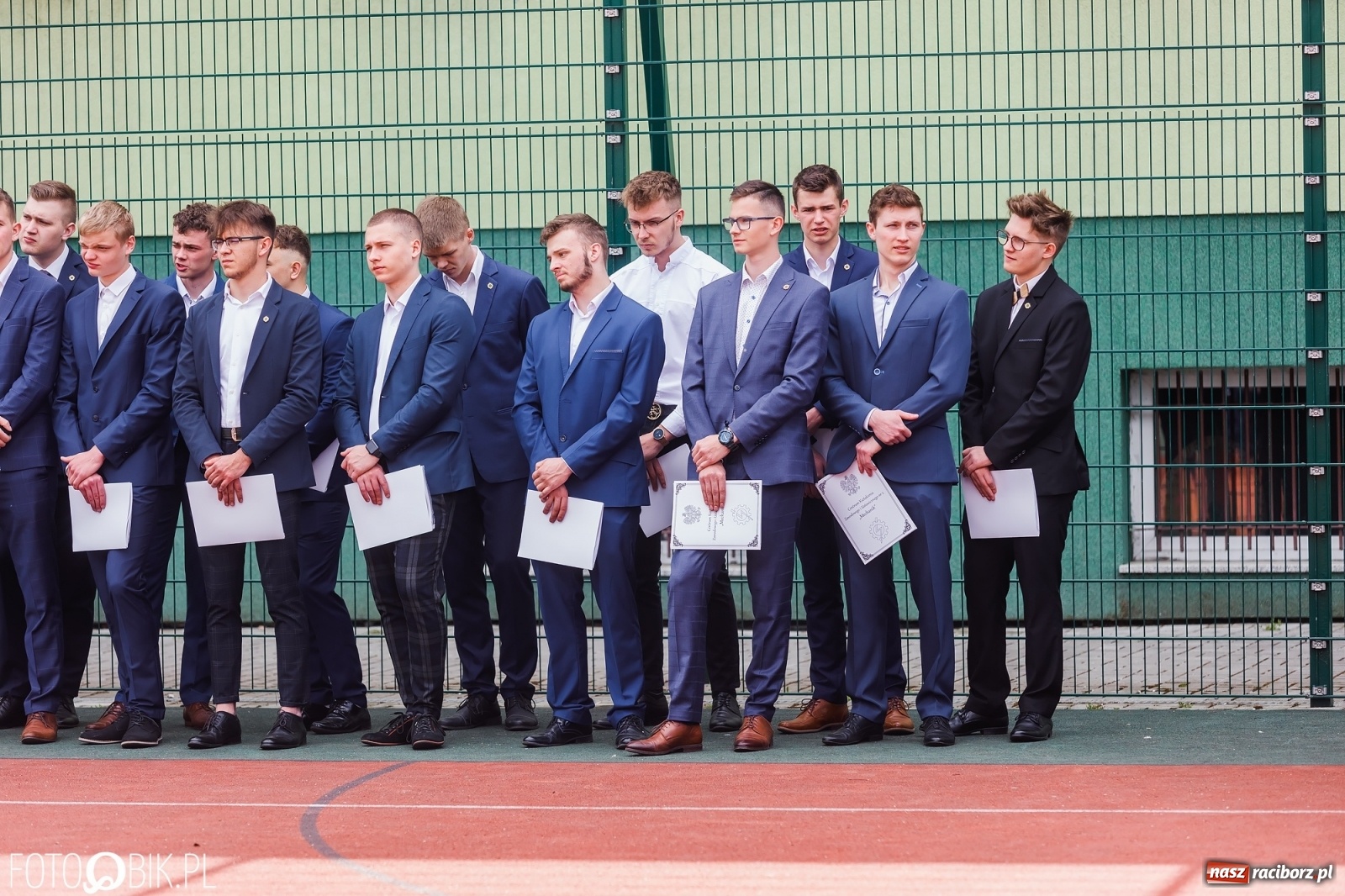 Zdjęcie w galerii na portalu naszraciborz.pl: Politechnika nad Odrą pożegnała swoich absolwentów [FOTO] wiadomości z regionu